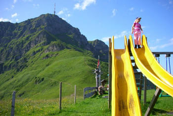 Terrains de jeux sur toutes les aires de jeux de montagne Vacances dans les Alpes de Kitzbühel