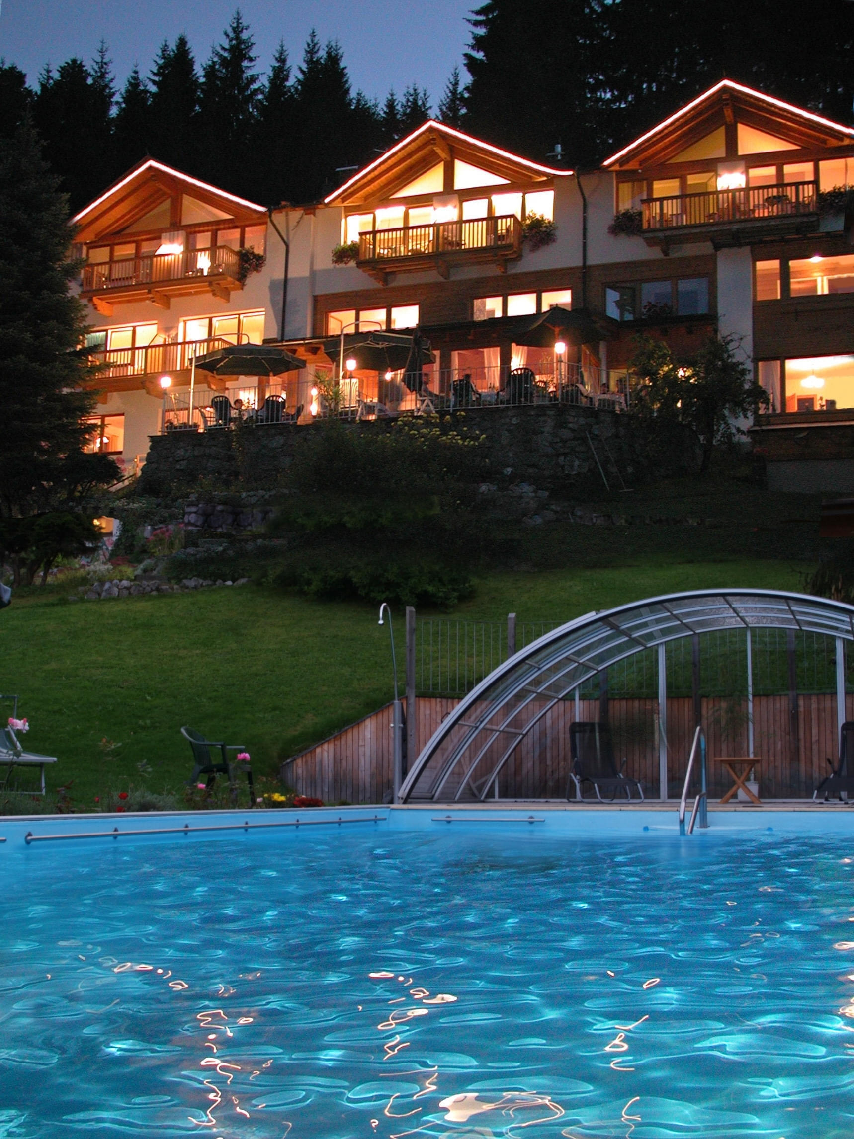 Beheizter Pool - Gartenhotel Rosenhof bei Kitzbühel