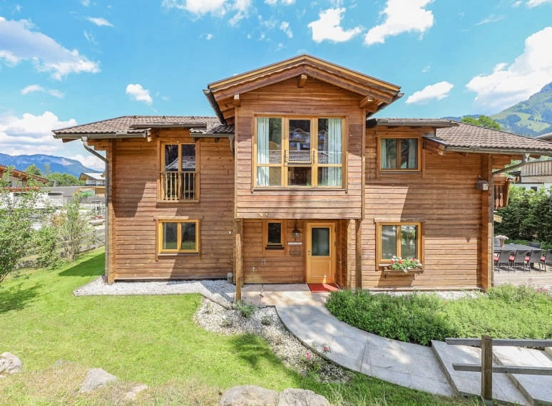 chalet_villa_rosa__urlaub_in_tirol__gartenhotel_rosenhof.jpg