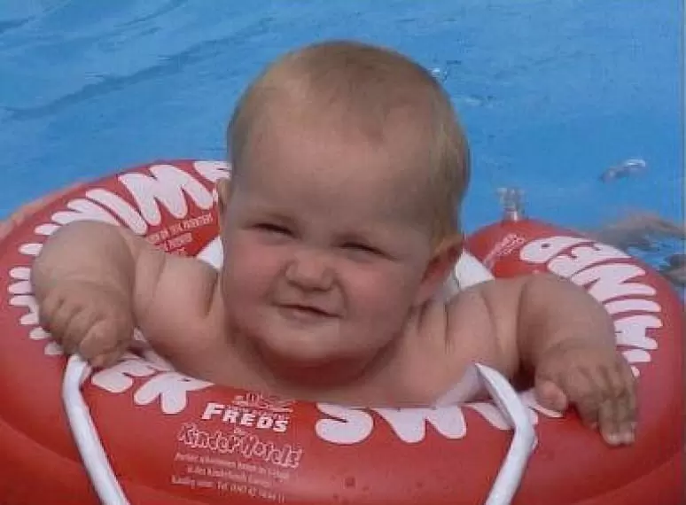 carlottaschwimmbad.jpg