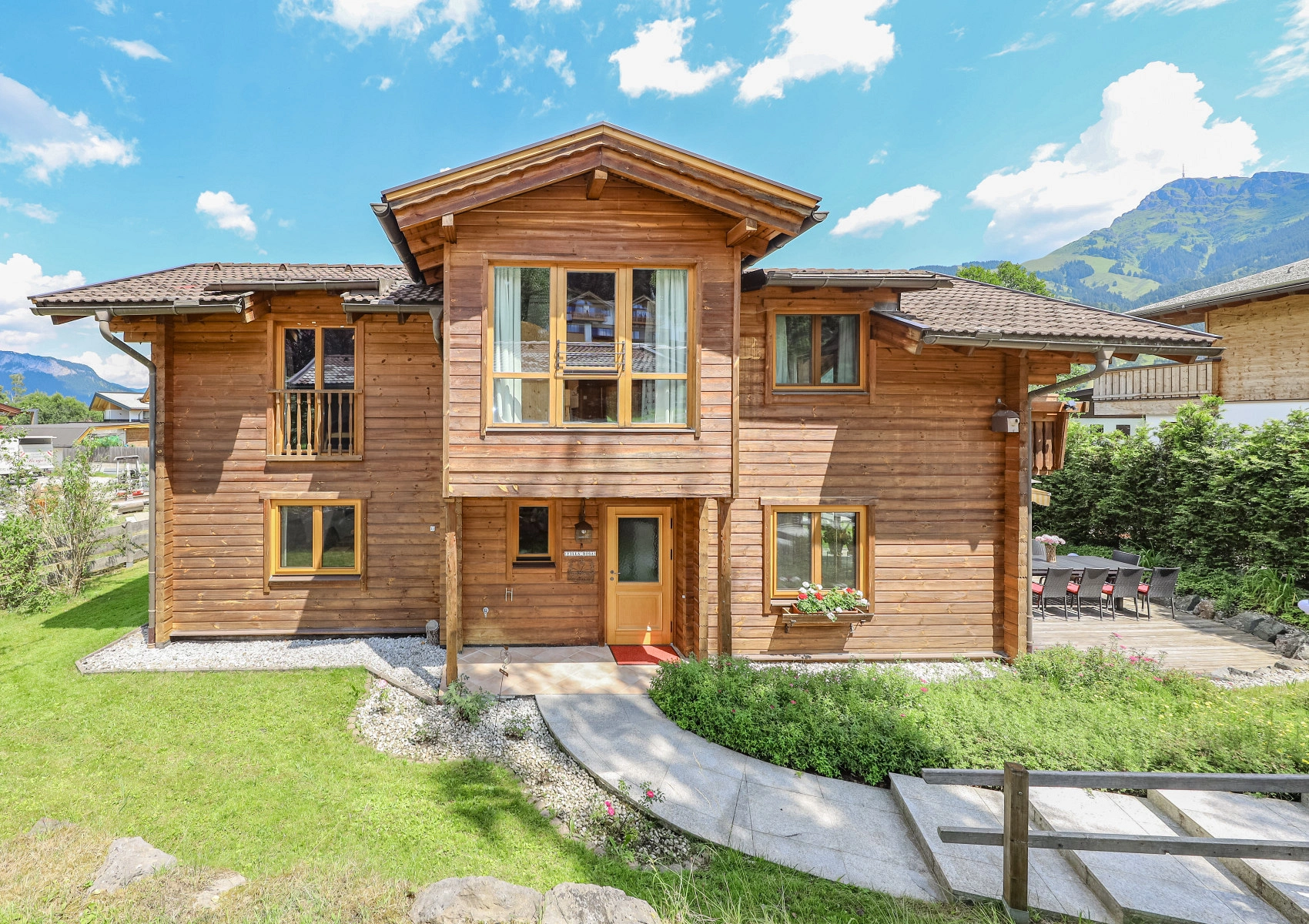 Chalet_Villa_Rosa_-_Urlaub_in_Tirol_-_Gartenhotel_Rosenhof