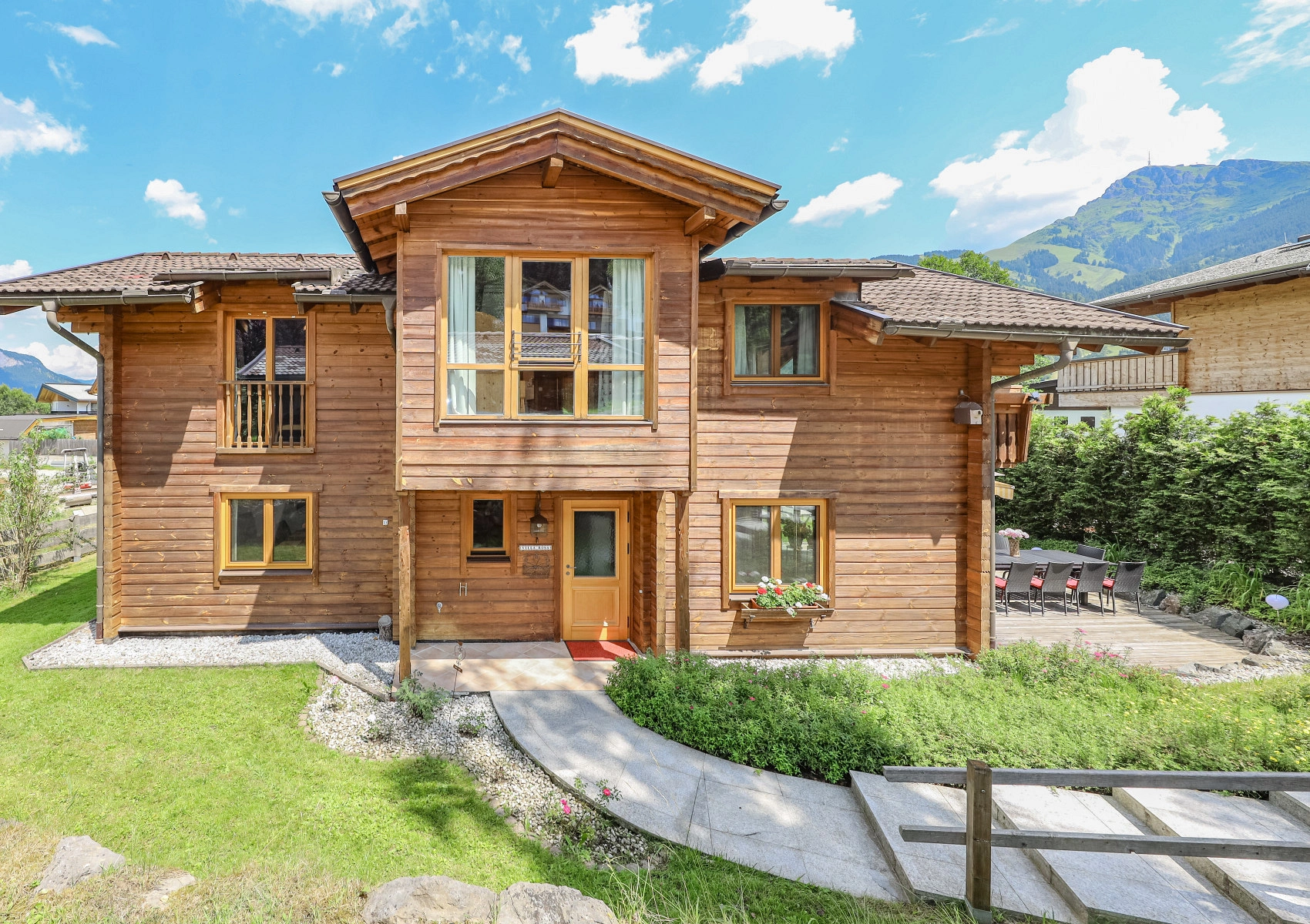 Chalet_Villa_Rosa_-_Urlaub_in_Tirol_-_Gartenhotel_Rosenhof